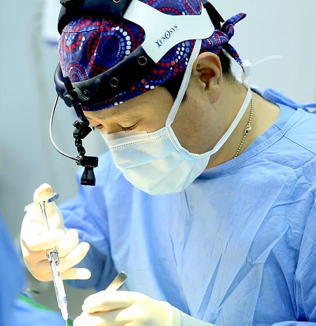Dr. Lee Hyuntaek